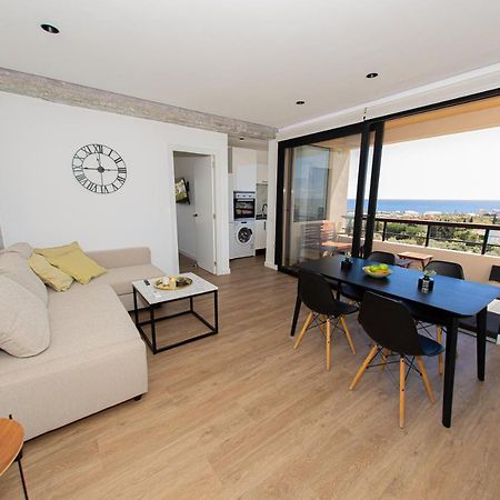 Amazing Apartment With Stunning Views 마르베야 외부 사진