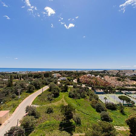 Amazing Apartment With Stunning Views 마르베야 외부 사진