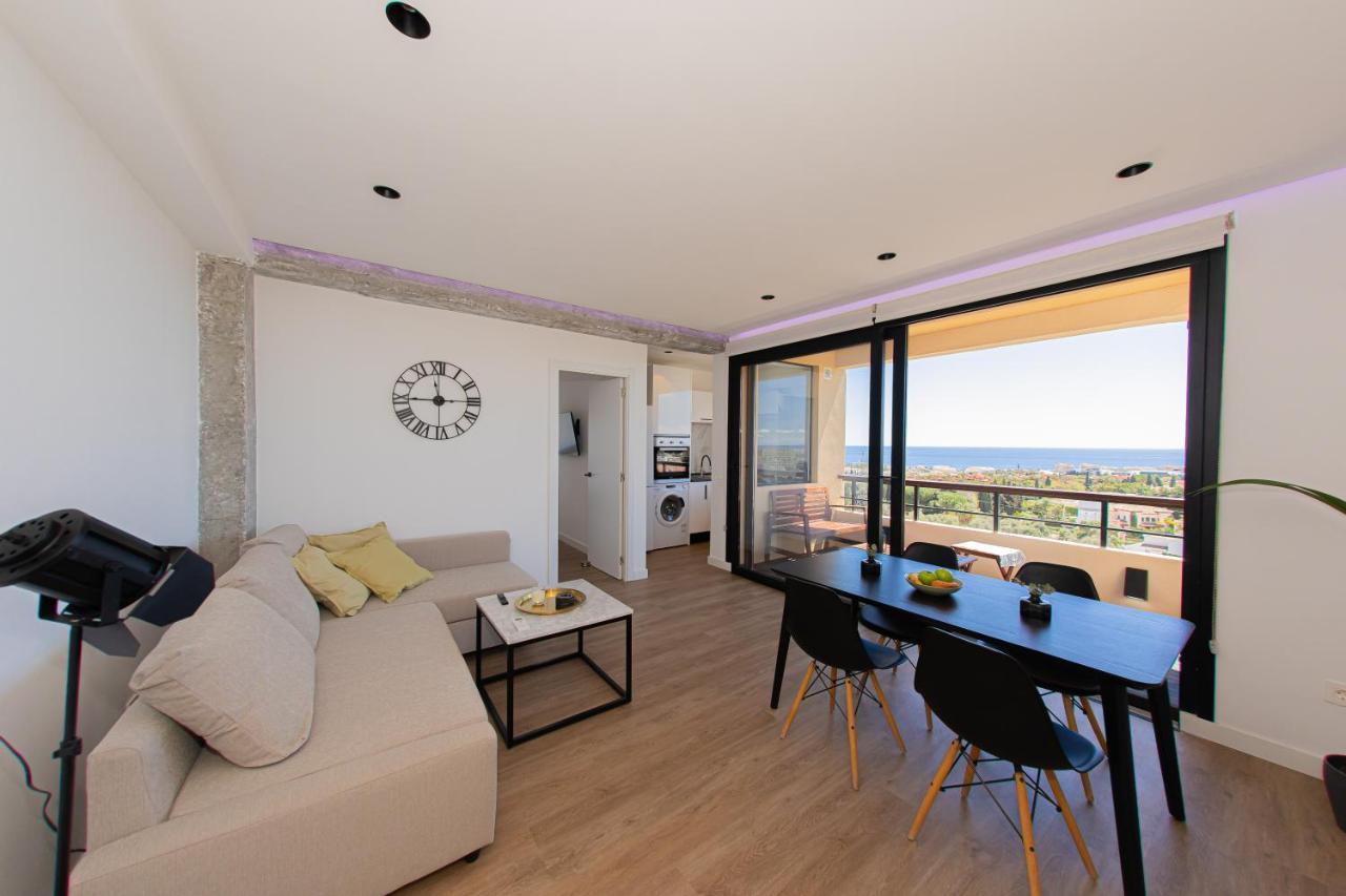 Amazing Apartment With Stunning Views 마르베야 외부 사진