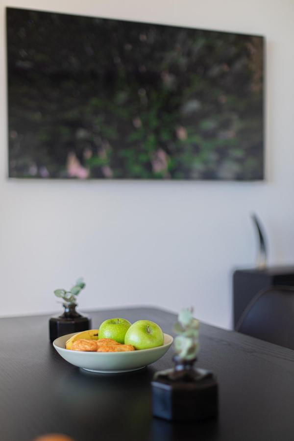 Amazing Apartment With Stunning Views 마르베야 외부 사진